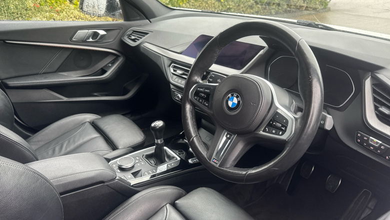 BMW 1 Series 118i M Sport 5dr Petrol Hatchback